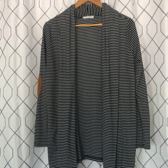 Honey punch open shirt. - Picture 1 of 2